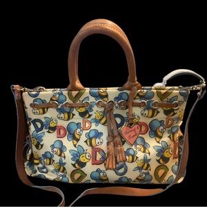 Dooney & Bourke Bee Print Shoulder Bag - Cream and Brown Vintage 2006